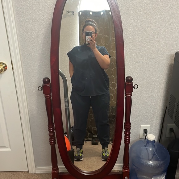 Figs Dark Harbor (Dark Navy Gray) Oversized top. - Picture 7 of 8